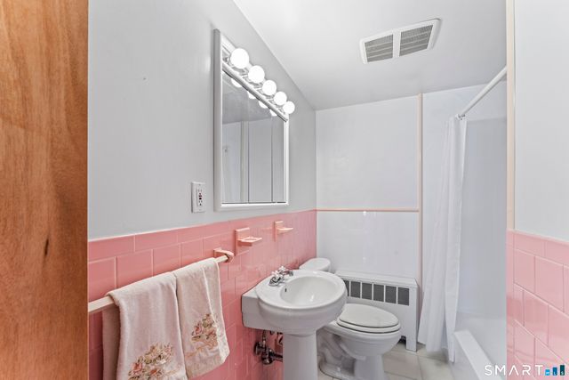 19 Lester Street, Milford, CT 06461
