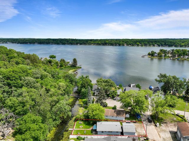 502 Willow STREET, Twin Lakes, WI 53181