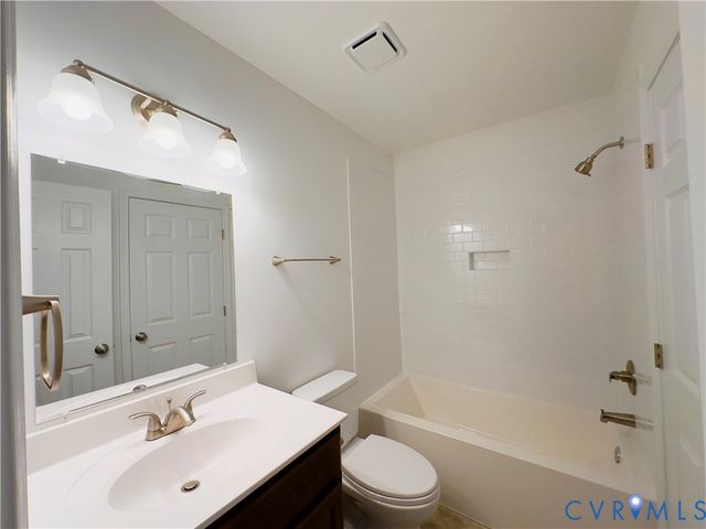 4954 Finnegan Ct, Henrico, VA 23228
