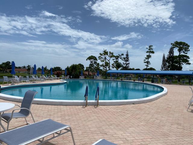 5250 NW 3rd Court A, Delray Beach, FL 33445