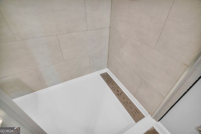 165 Reba Drive, Hartwell, GA 30643