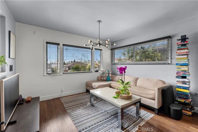 1647 Mathews, Manhattan Beach, CA 90266