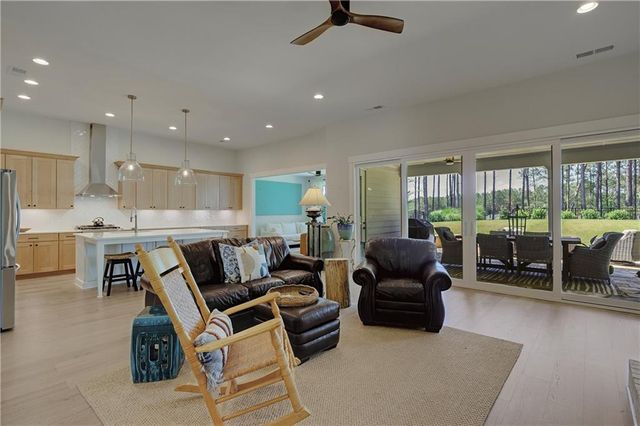 439 Northside Drive, Canton, GA 30115
