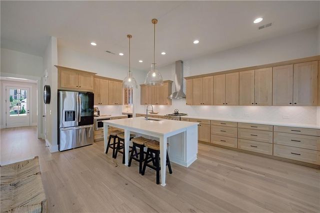 439 Northside Drive, Canton, GA 30115