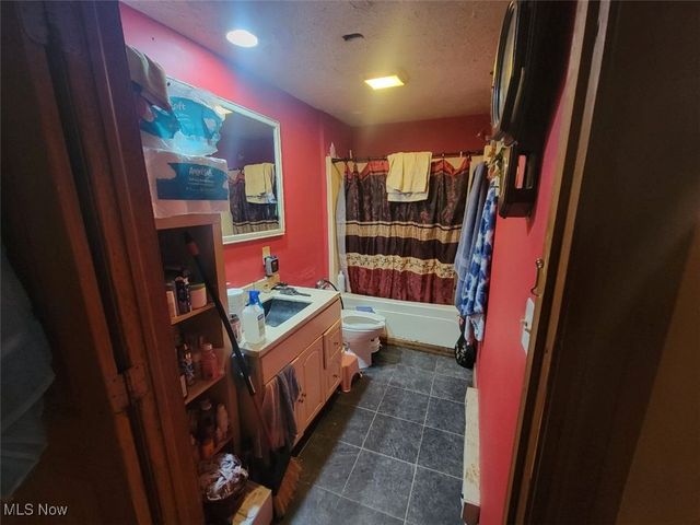 7836 Ninevah Road, Geneva, OH 44041