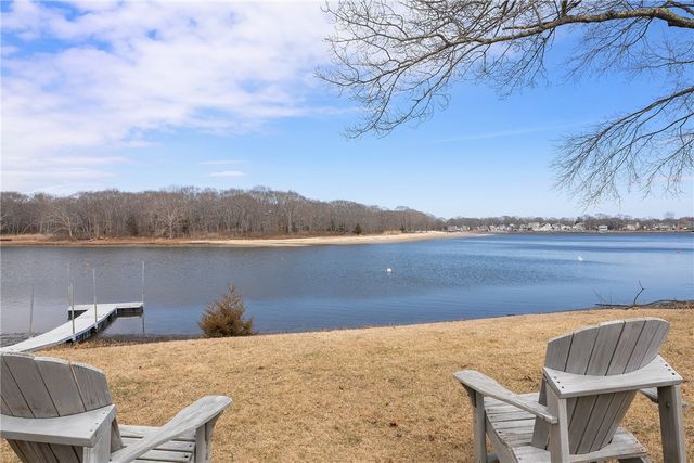 1090 BUTTONWOODS Avenue, Warwick, RI 02886