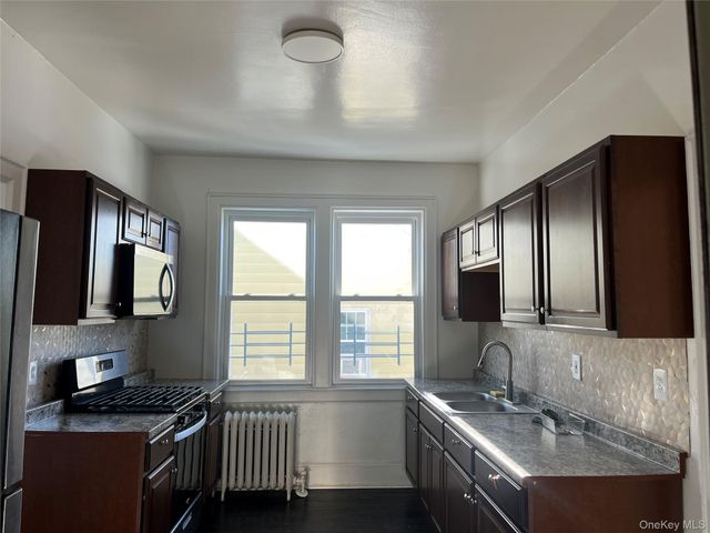 23 Alida Street 2S, Yonkers, NY 10704