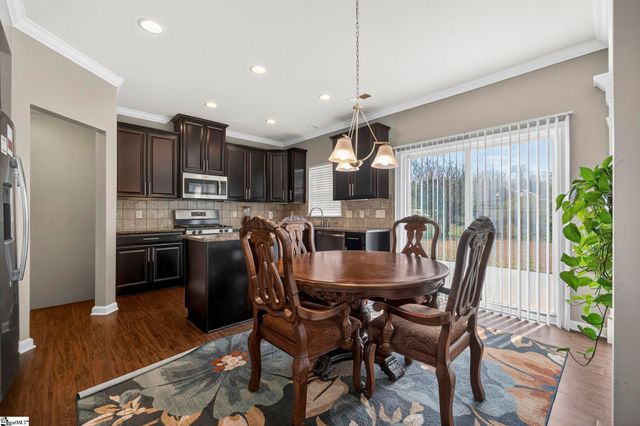 405 Sandusky Lane, Simpsonville, SC 29680