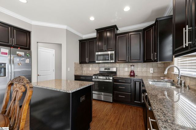 405 Sandusky Lane, Simpsonville, SC 29680