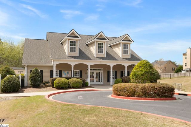 405 Sandusky Lane, Simpsonville, SC 29680