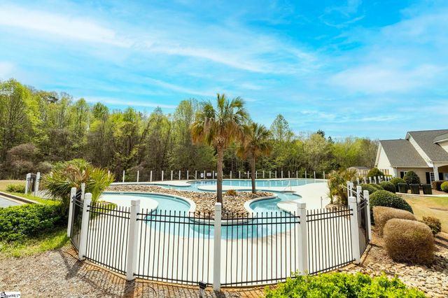 405 Sandusky Lane, Simpsonville, SC 29680