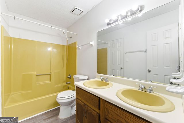 2130 Fieldstone View Court SE B, Conyers, GA 30013