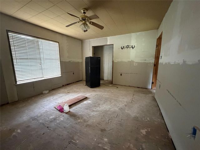 17303 Barker St Street, Splendora, TX 77372