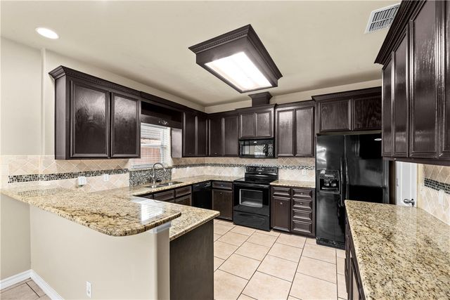 6438 Hardwick St, Corpus Christi, TX 78412