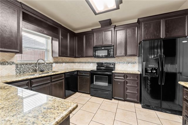 6438 Hardwick St, Corpus Christi, TX 78412