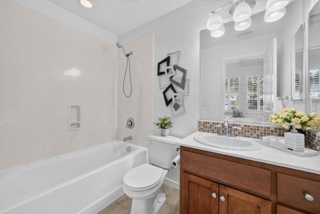 211 W Evelyn Avenue, Mountain View, CA 94041
