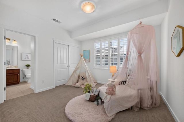 211 W Evelyn Avenue, Mountain View, CA 94041