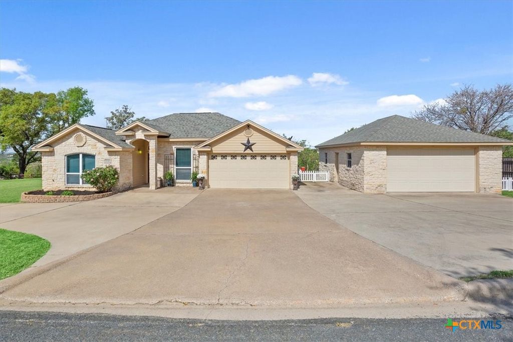 5943 Gavin Ridge Road, Belton, TX 76513