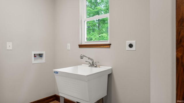 3118 S Hoff Lane, Bloomington, IN 47403