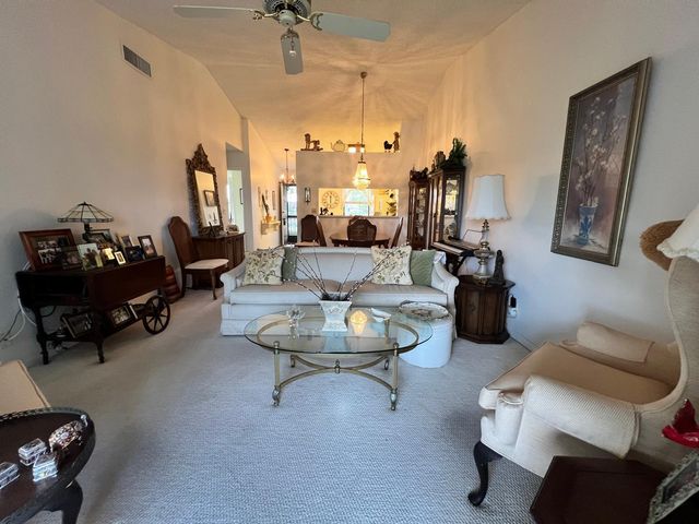 4682 Lucerne Lakes Boulevard 206, Lake Worth, FL 33467