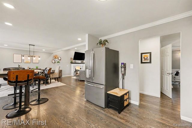 32768 Greenwood Drive, Chesterfield, MI 48047