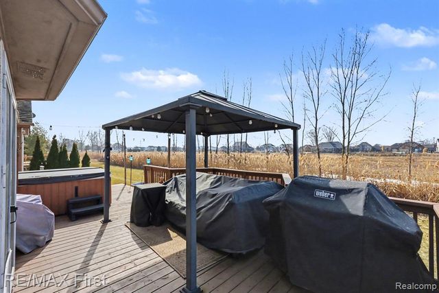 32768 Greenwood Drive, Chesterfield, MI 48047