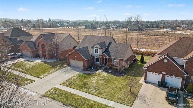 32768 Greenwood Drive, Chesterfield, MI 48047