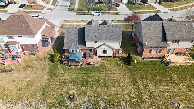 32768 Greenwood Drive, Chesterfield, MI 48047