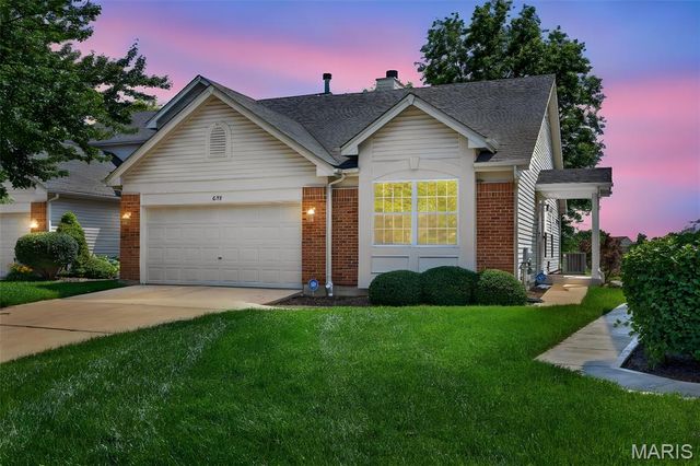 638 Hawk Run Drive 48A, O'fallon, MO 63368