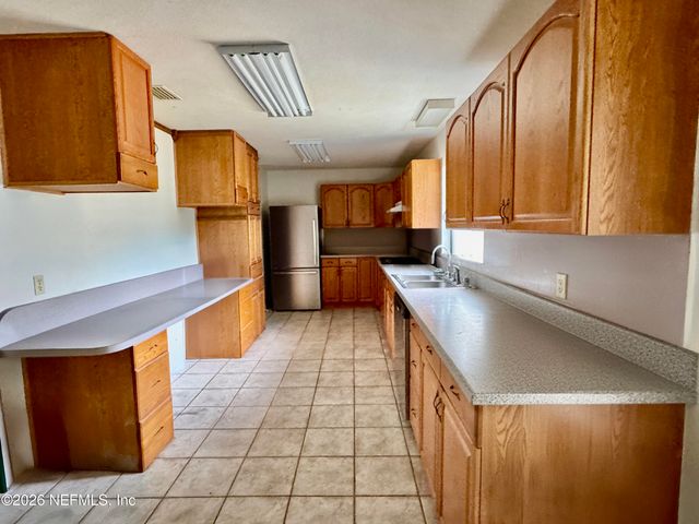 850 COUSINTOWN Road, Interlachen, FL 32148