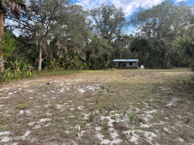 850 COUSINTOWN Road, Interlachen, FL 32148