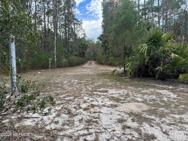 850 COUSINTOWN Road, Interlachen, FL 32148