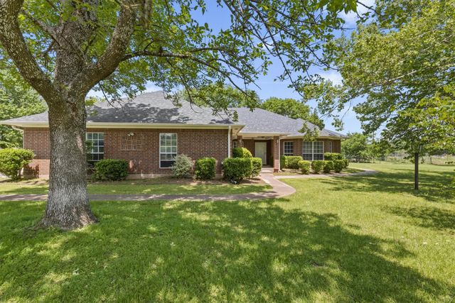 219 Friends Road, Denison, TX 75021