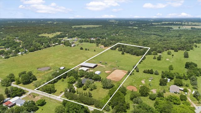 219 Friends Road, Denison, TX 75021
