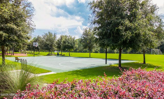 48 FALLING WATER Court, Ponte Vedra, FL 32081