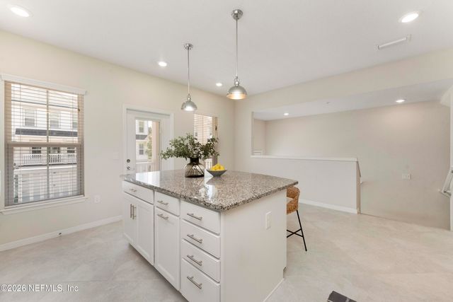 48 FALLING WATER Court, Ponte Vedra, FL 32081