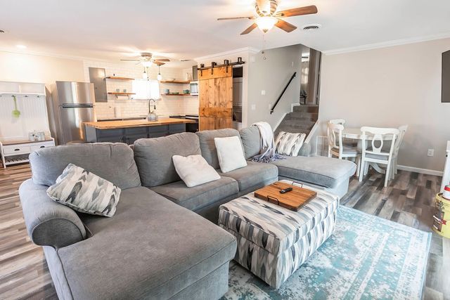 220 Comanche Trail, Nocona, TX 76255