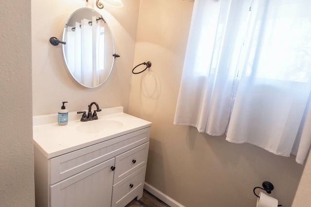 220 Comanche Trail, Nocona, TX 76255