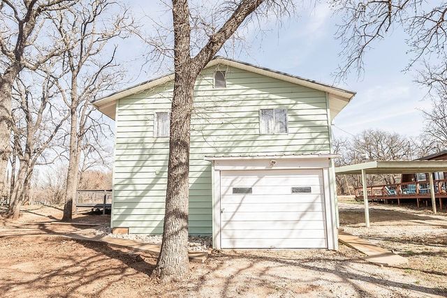 220 Comanche Trail, Nocona, TX 76255
