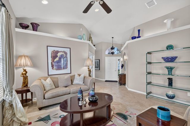 13153 La Sabina Drive, Delray Beach, FL 33446