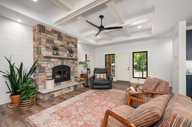 1775 Retreat Circle, Minnetrista, MN 55364