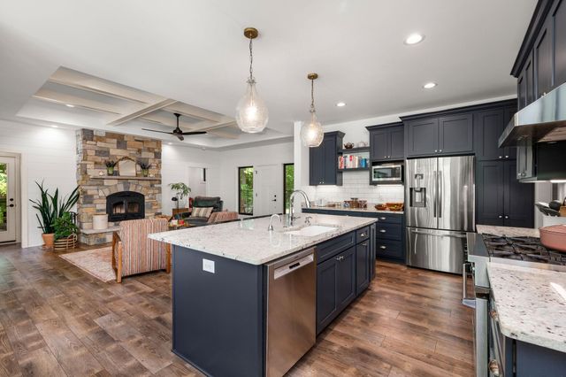 1775 Retreat Circle, Minnetrista, MN 55364