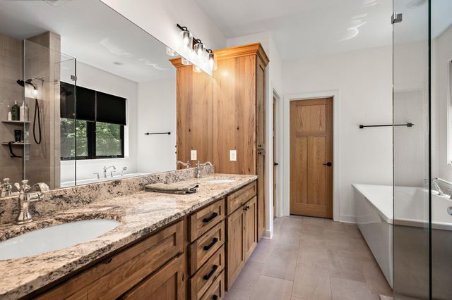 1775 Retreat Circle, Minnetrista, MN 55364