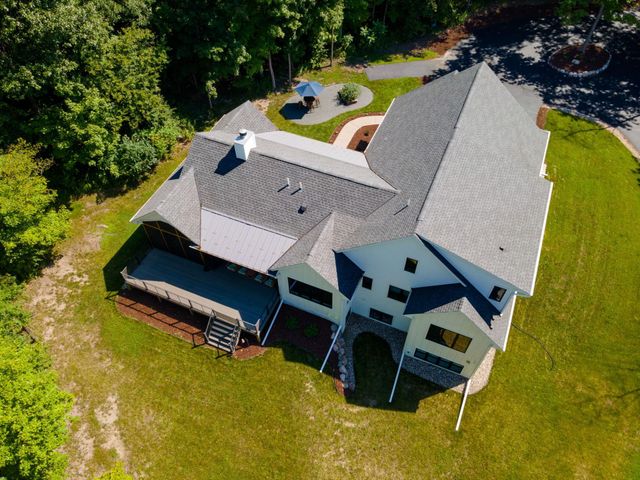 1775 Retreat Circle, Minnetrista, MN 55364