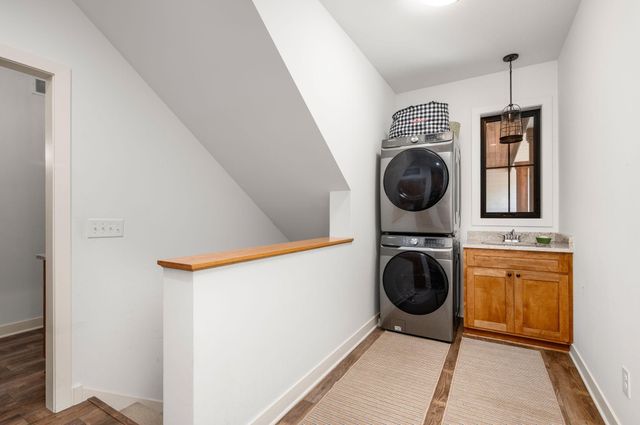 1775 Retreat Circle, Minnetrista, MN 55364