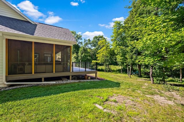 1775 Retreat Circle, Minnetrista, MN 55364