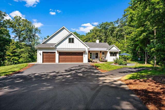 1775 Retreat Circle, Minnetrista, MN 55364