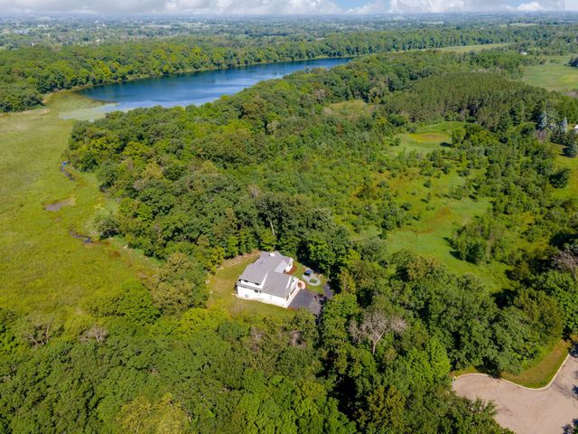 1775 Retreat Circle, Minnetrista, MN 55364