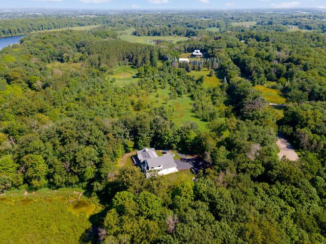1775 Retreat Circle, Minnetrista, MN 55364