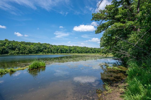 1775 Retreat Circle, Minnetrista, MN 55364